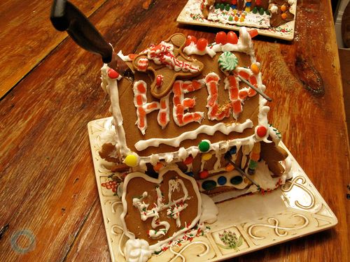 Gingerbread-house-01