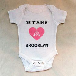 Atsuyo_JeTaimeBrooklyn_Onesie_White-600x600