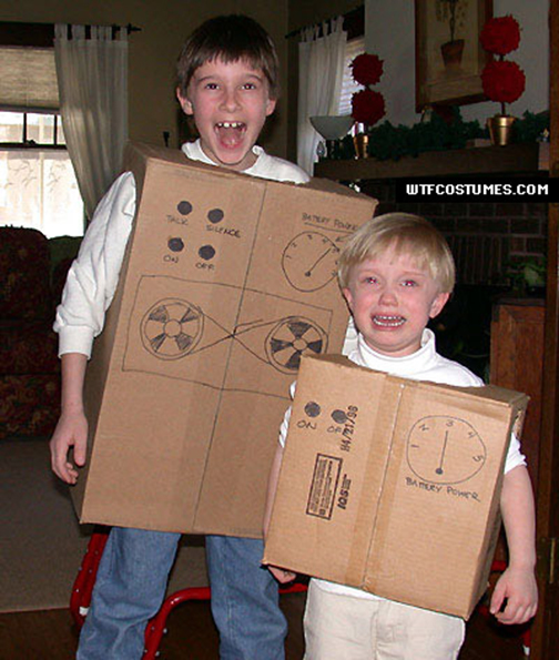 Kids_carboard_robot_scary