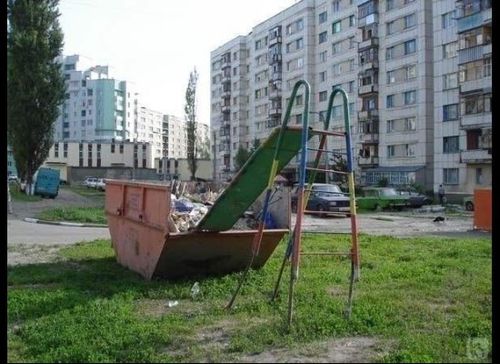 Garbage-Slide-Fail