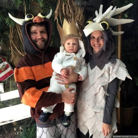 These are the best family Halloween costumes ever! Click through for 36 of the best adult Halloween costumes and kid Halloween costumes that make trick-or-treating a family affair!