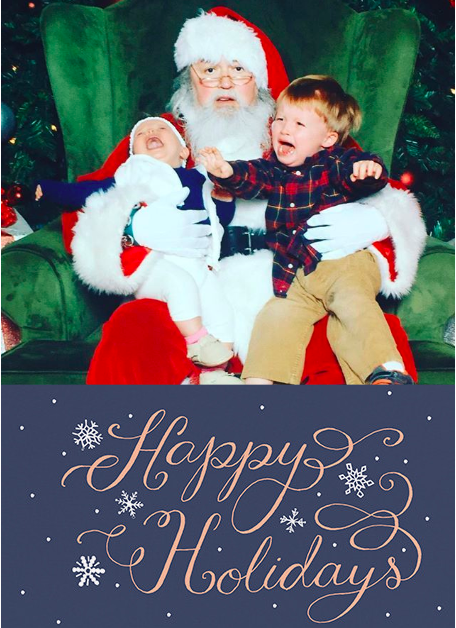 33 Ways a Photo with Santa Can Go Wrong! Click through--these are the most EPIC SANTA FAILS I have ever seen on Christmas cards.