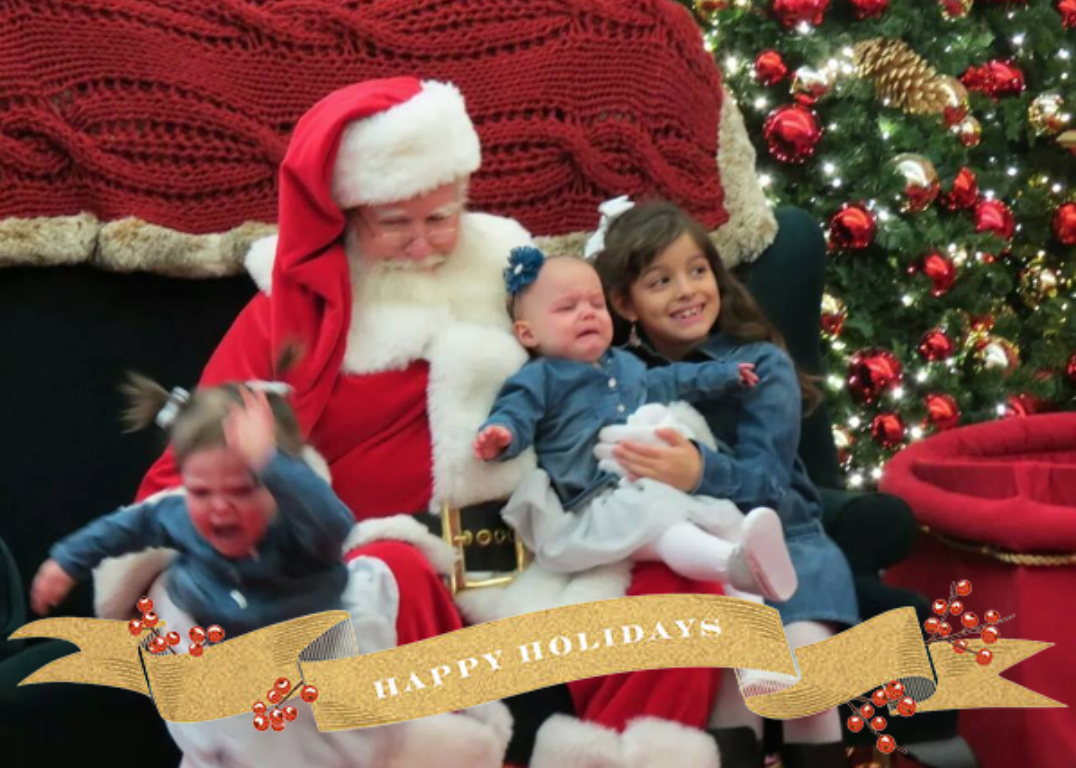 33 Ways a Photo with Santa can Go Wrong! Click through--these are the most EPIC SANTA FAILS I have ever seen on Christmas cards.