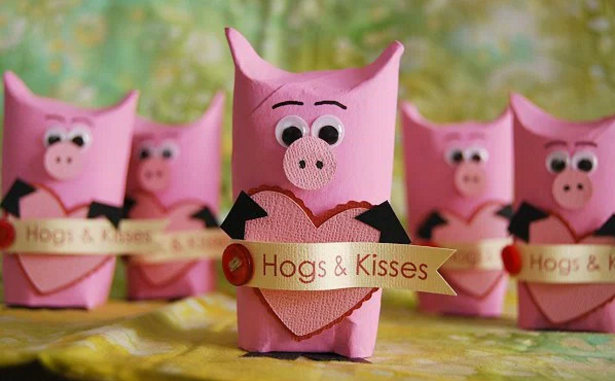 Pig valentines! Click through for 35 amazing, over-the-top Valentine's Day ideas, including Valentine's crafts, Valentine's recipes, and Valentine's decorations, and more!