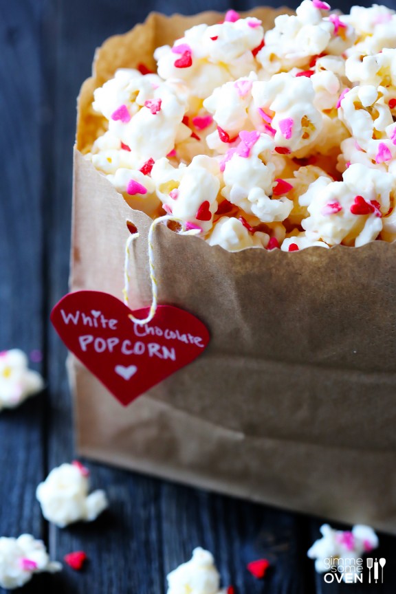 Valentine popcorn! Click through for 35 amazing, over-the-top Valentine's Day ideas, including Valentine's crafts, Valentine's recipes, and Valentine's decorations, and more!
