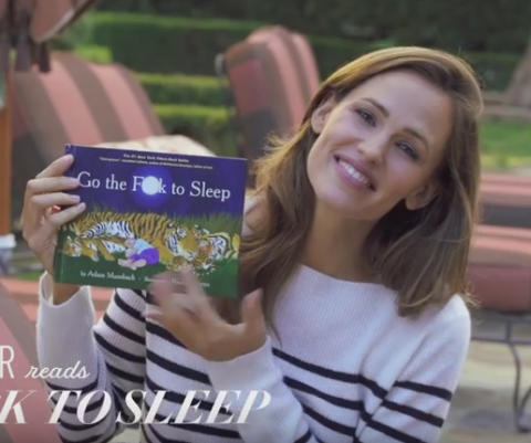 Jennifer Garner Reads “Go The F**k To Sleep” 